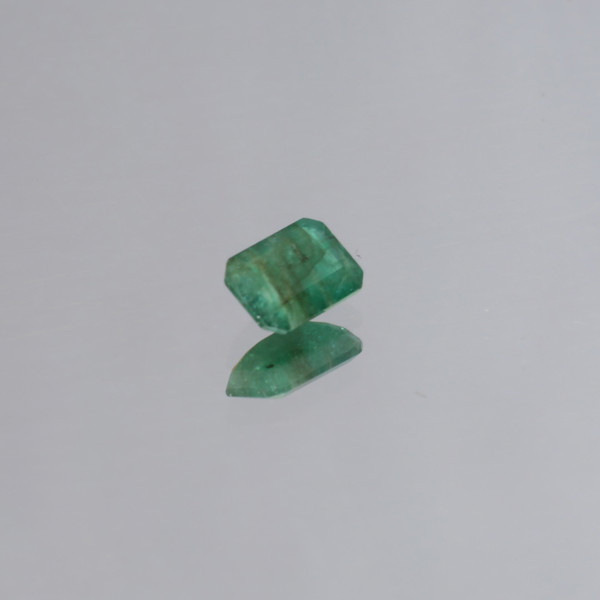 EMERALD 3.95 ct / SMARAGD, cirka 3,95ct.