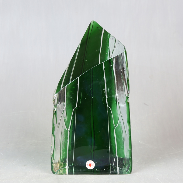 BLOCK OF ICE IN THE SHAPE OF GLASS, Barnek, Czech Republic / ISBLOCK I FORM AV GLAS, Barnek, Tjeckien