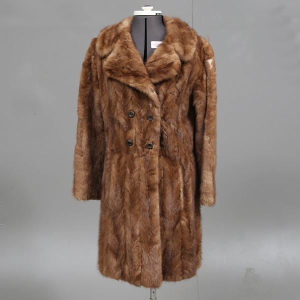 FUR, mink, coat and hat, last half of the 20th century / PÄLS, mink, kappa o mössa, 1900 talets sista hälft