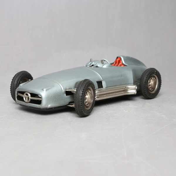 TOY, sheet metal, Mercedes nr.82, Germany / LEKSAK, plåt, Mercedes nr.82, Tyskland