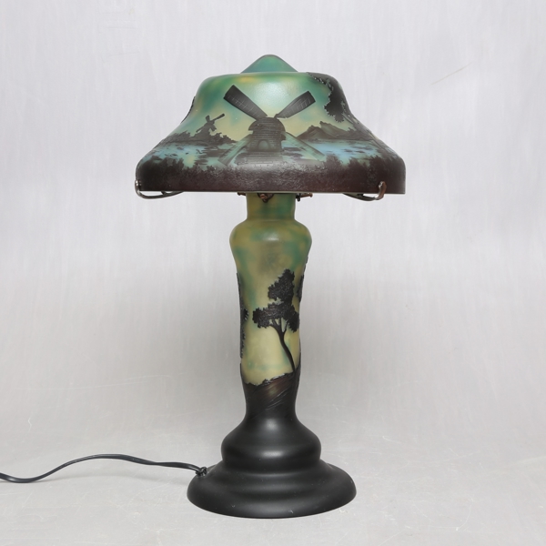 TABLE LAMP, Over-catch glass, 20th century second half / BORDSLAMPA, överfång, 1900 talet andra hälft