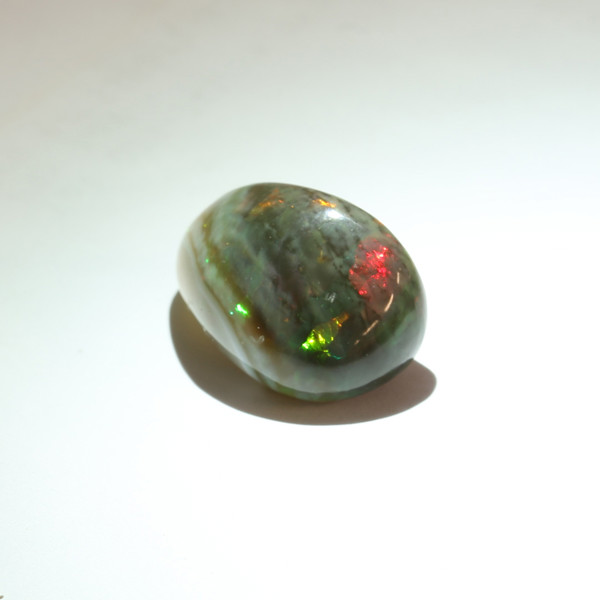 BLACK OPAL, 24.90 ct / SVART OPAL, 24,90 ct