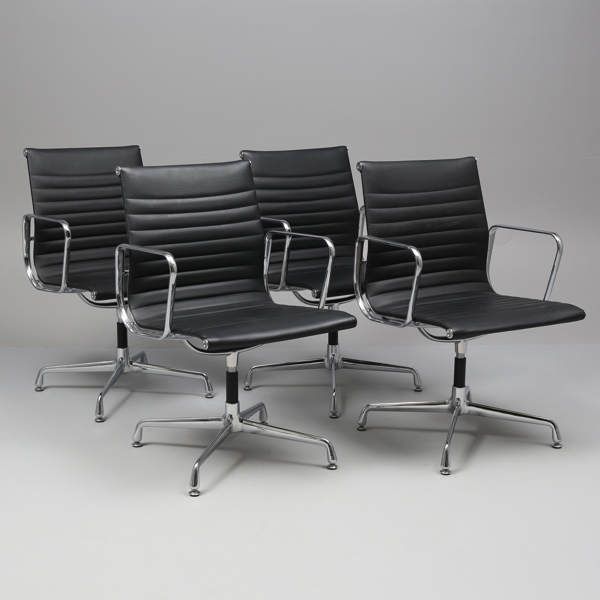CHAIRS, 4 pcs, copies of Charles & Ray Eames office chair Aluminum EA 108 / STOLAR, 4st, kopior av Charles & Ray Eames kontorsstol Aluminium EA 108.

Good condition / Bra skick_1985a_lg.jpeg