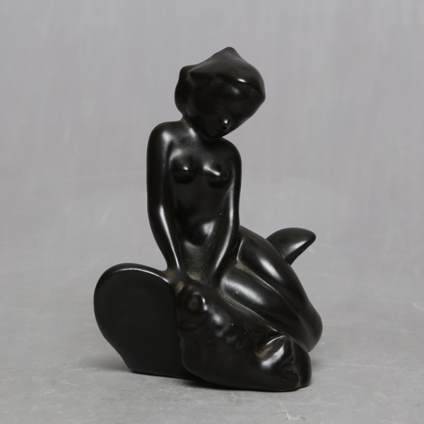 FOLKE o ELSA JERNBERG, figurin, omkring 1900 talets mitt_1988a_lg.jpeg