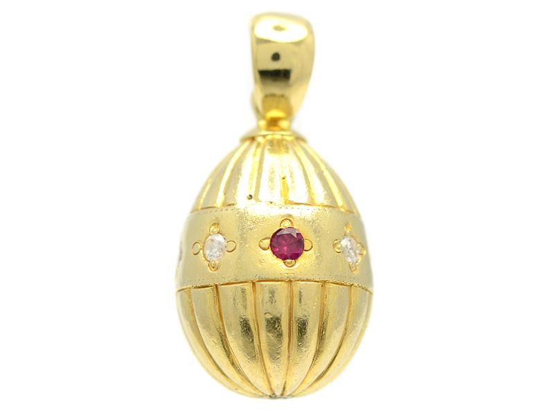 HÄNGE, ägg, förgyllt silver, cz, design Carl Fabergé by A Jewel Veronika, Pendant 22 mm, vikt 7 gram.