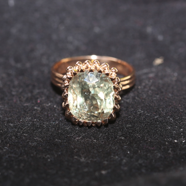  RING, 18 k guld, natural Diaspore 8,48 ct, certifikat från GRS medföljer.