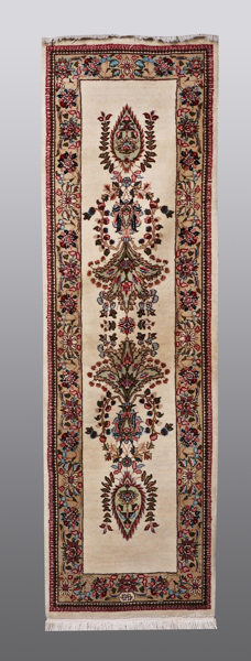 ORIENTAL GALLERY CARPET, Täbriz, 210 x 65 cm / ORIENTALISK GALLERIMATTA, Täbriz, 210 x 65 cm_507a_lg.jpeg