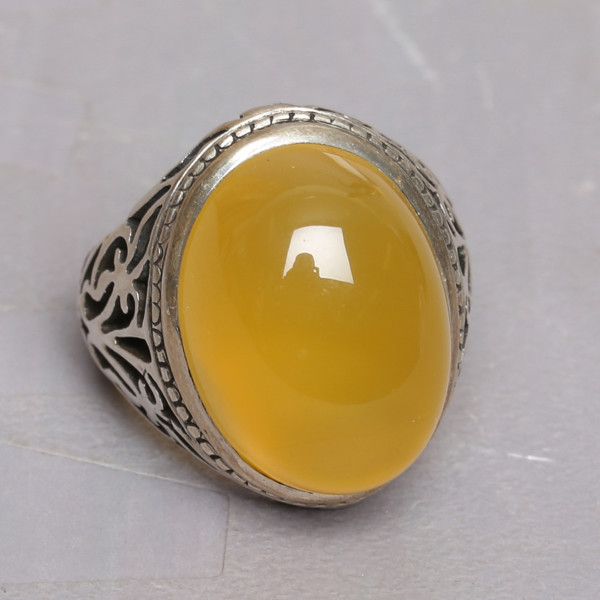 RING, silver with yellow Agat / RING, silver med gul Agat