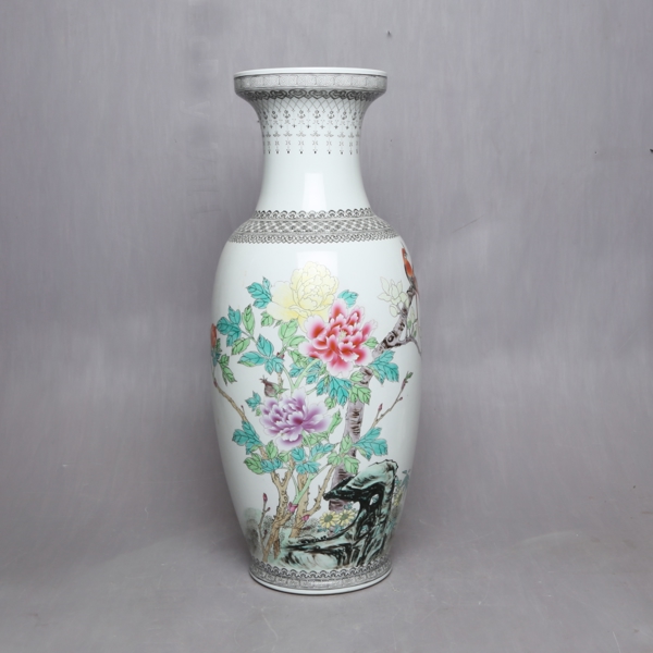 FLOOR VASE, porcelain, China, 1900s / GOLVVAS, porslin, Kina, 1900 tal