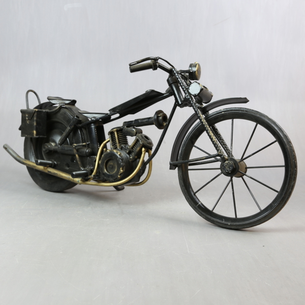 DECORATIVE SCRAP METAL, motorcycle, 1900s / DEKORATIVT METALLSKROT, motorcykel, 1900 tal