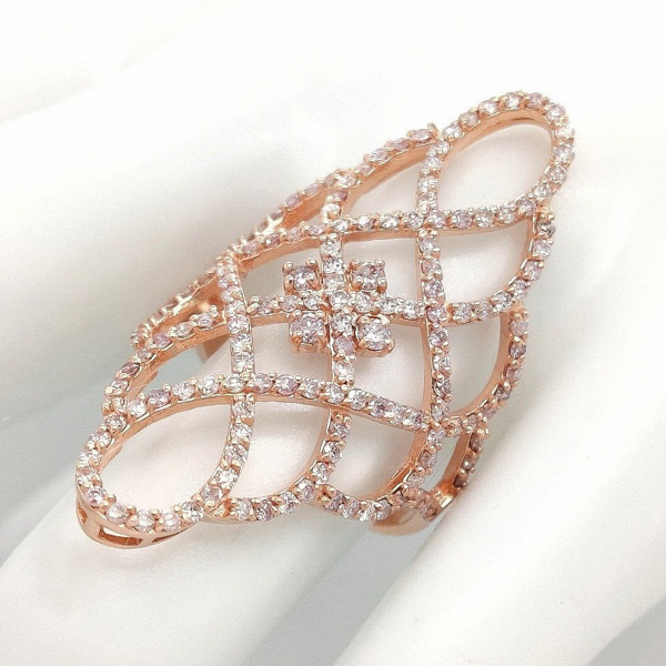 DIAMOND RING, 14 kt rose gold, 1.50 ct pink diamonds / DIAMANTRING, 14 kt roséguld, 1,50 ct rosa diamanter